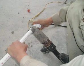 雷山漏水维修电话